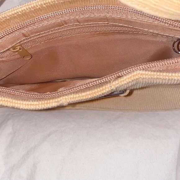 ✿ tan corduroy baguette purse (no brand)✿ - Picture 4 of 4